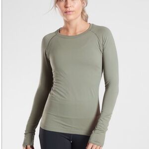 Athleta Momentum Top